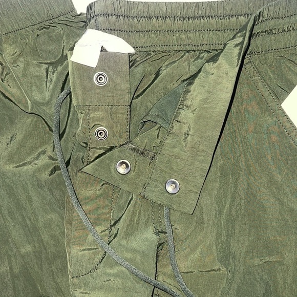 NEW! Athleta Expedition Joggers size 4 Green Olive - Picture 5 of 9